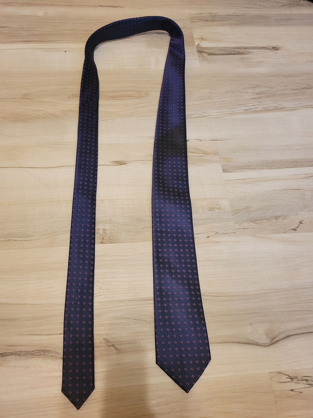 Men's Patterned Navy and Purple Tie